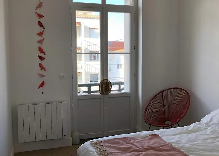 Louise A 500 M Des Plages * Royan